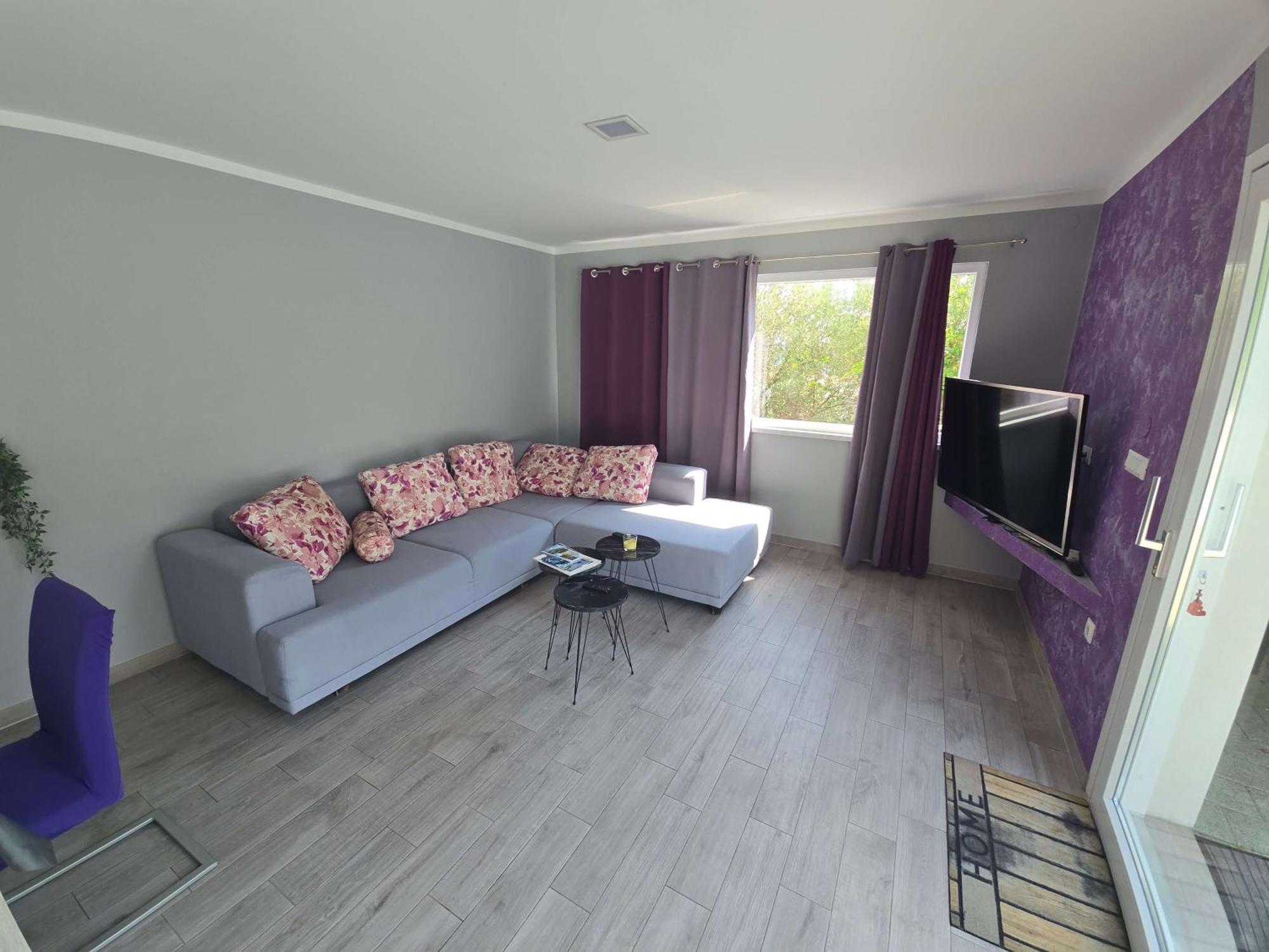 Klarisa Urban Oasis Apartma Makarska
